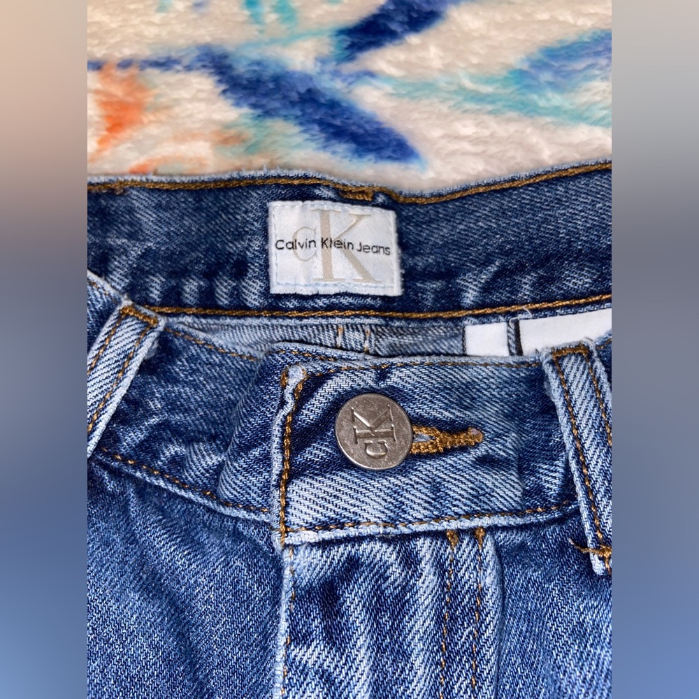 Vintage Calvin Klein Jeans, size 8.
